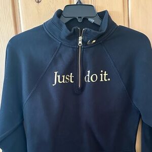 Nike crop sweatshirt girls